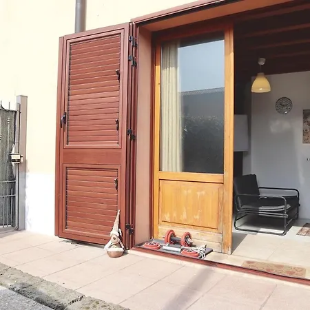 Apartment Lovely House